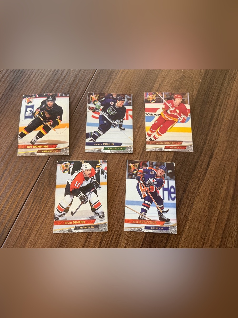 1993 Fleer NHL Trading Cards- 5 included